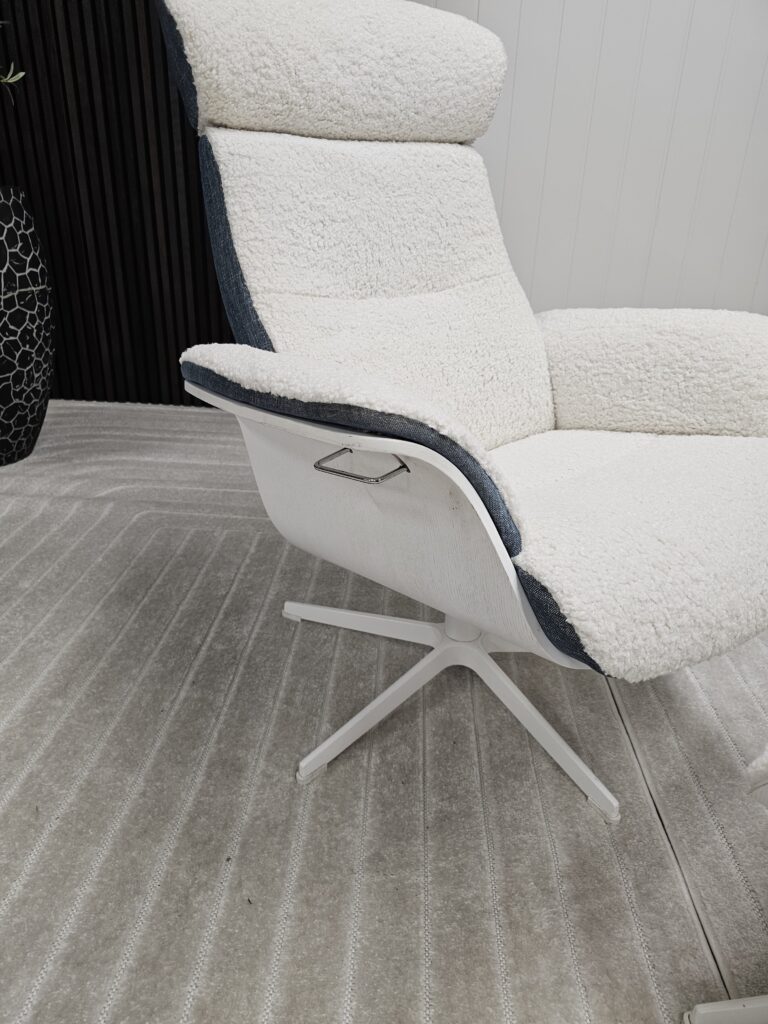 Conform Timeout lenestol m/krakk