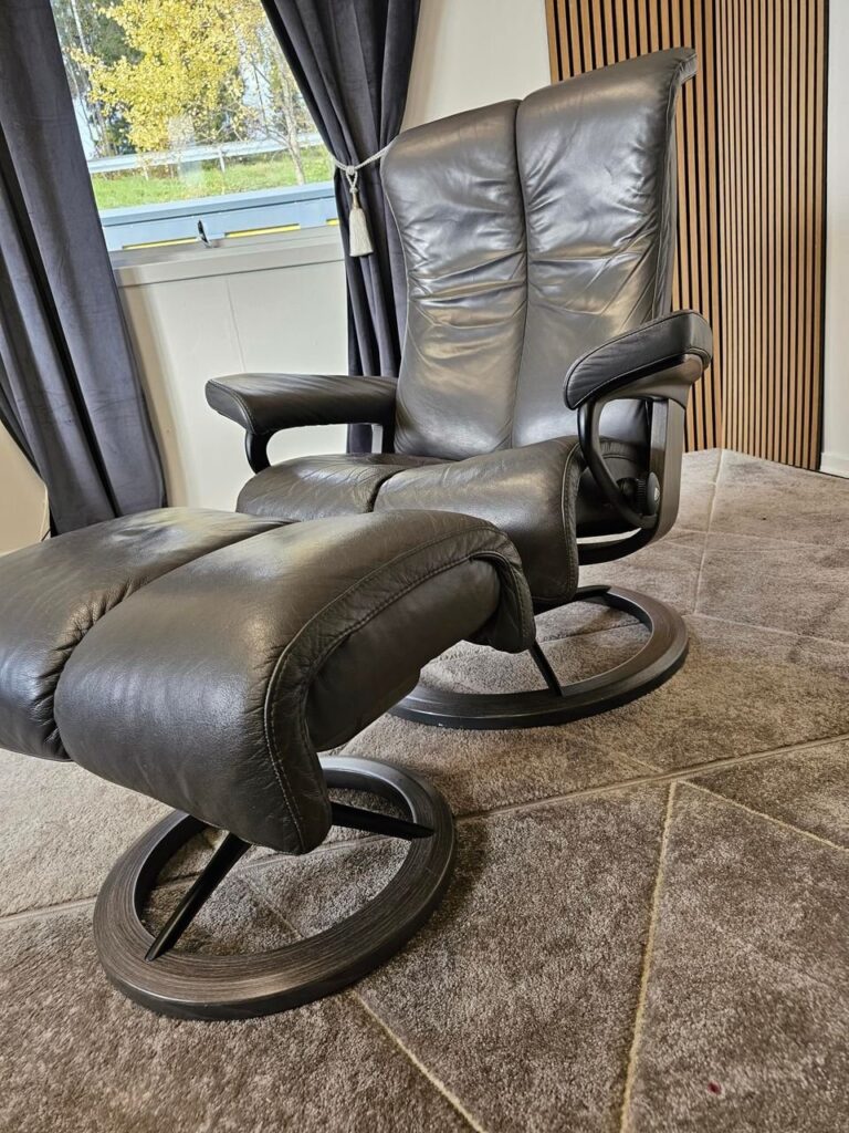 Stressless® Blues Signature lenestol m/krakk- Pent brukt!