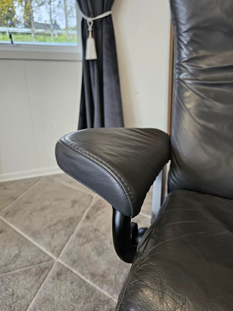 Stressless® Blues Signature lenestol m/krakk- Pent brukt!