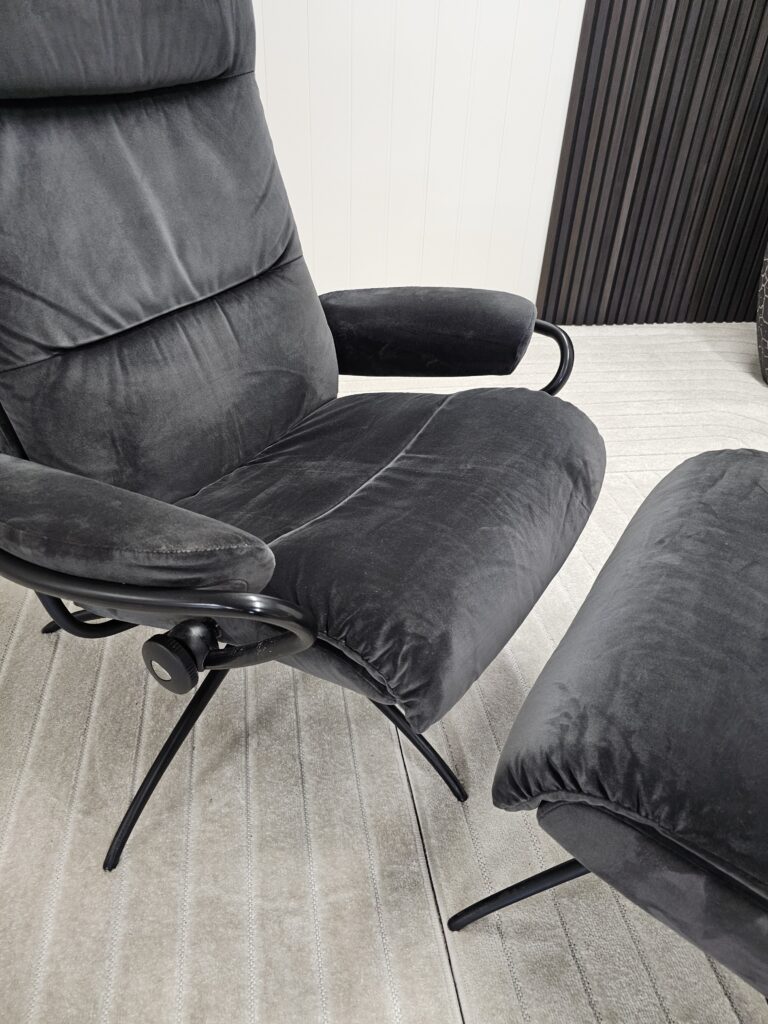 Stressless® Tokyo lenestol m/krakk- Pent brukt!