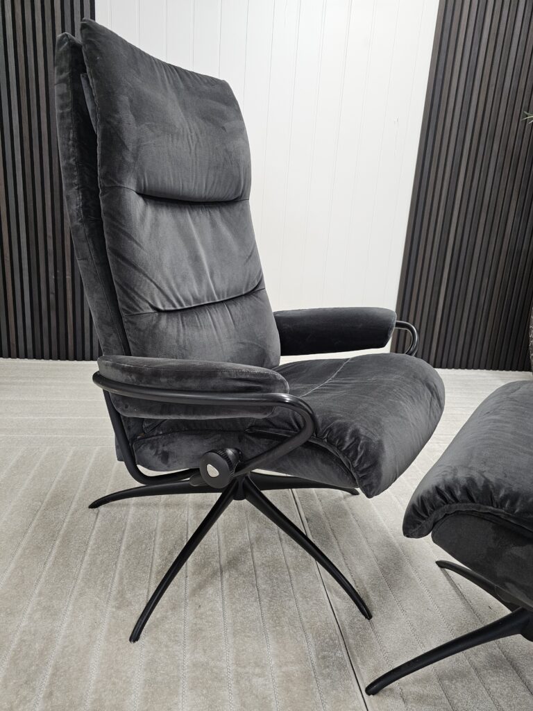 Stressless® Tokyo lenestol m/krakk- Pent brukt!