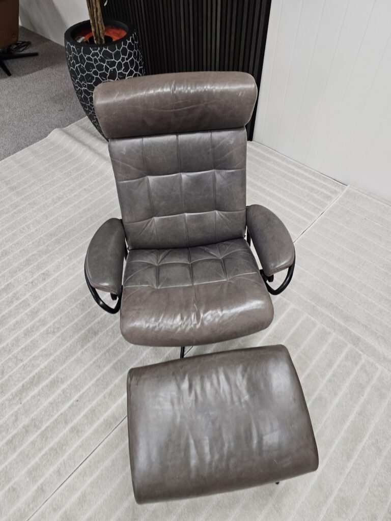 Stressless® London lenestol m/krakk- Pent brukt!