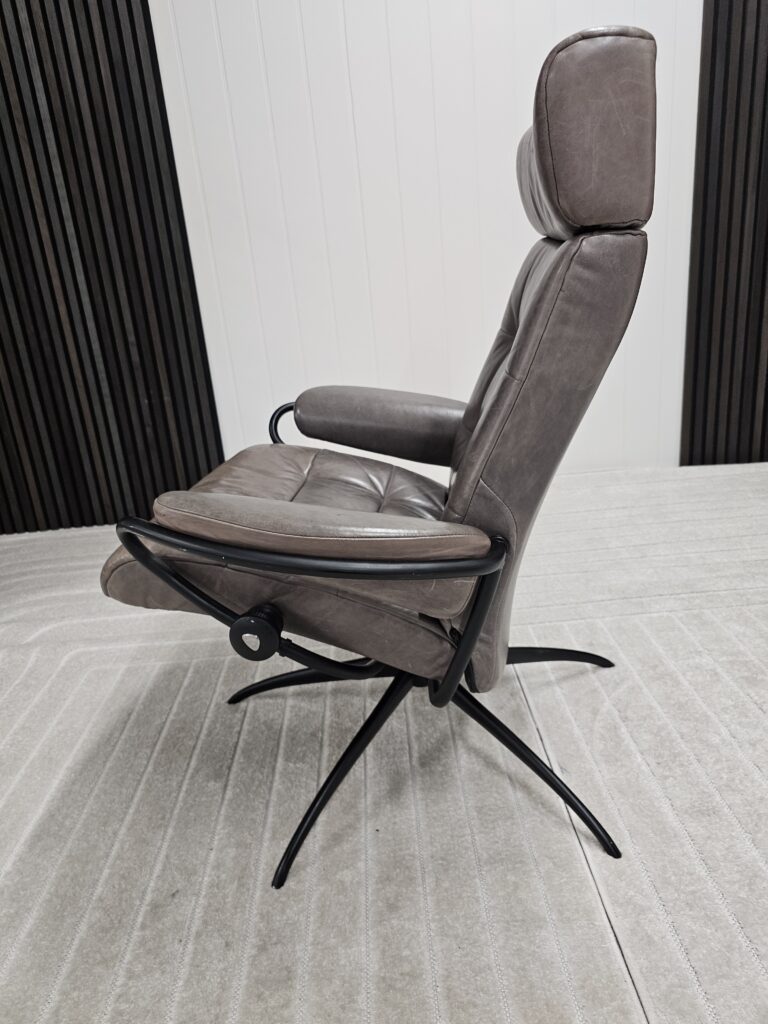 Stressless® London lenestol m/krakk- Pent brukt!