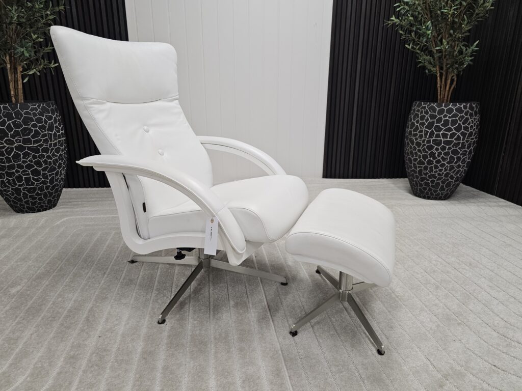 Helt ny! Brunstad Delta Swing lenestol m/krakk