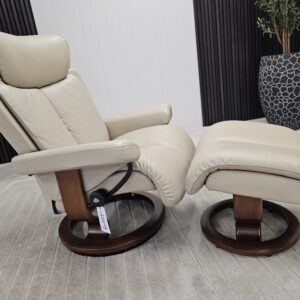 Stressless® Magic (M) lenestol med krakk fra Ekornes