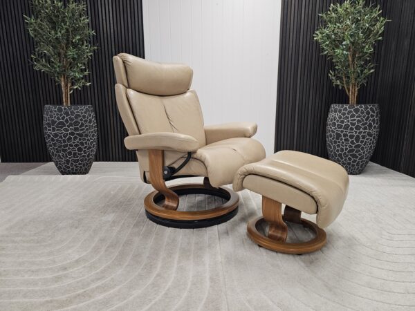 Stressless® Magic(L) lenestoler fra Ekornes m/krakk