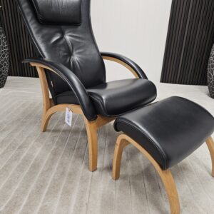 Brunstad Delta Legend lenestol med krakk