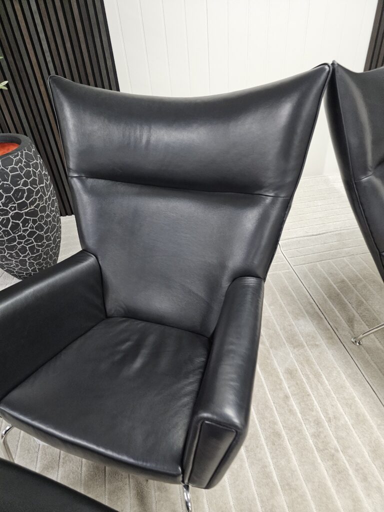 2 stk. Elegante lenstoler med unik design og komfort
