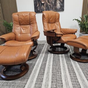 2025/09/1000122430-scaled.jpg 2 stk. Stressless® Mayfair (M) m/krakk fra Ekornes