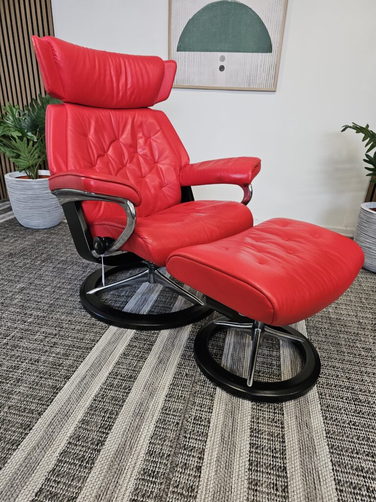 Stressless® Skyline (M) lenestol med krakk fra Ekornes