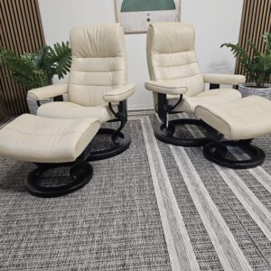 2025/10/1000126457-scaled.jpg 2 stk. Stressless® Opal (M) lenestol m/krakk
