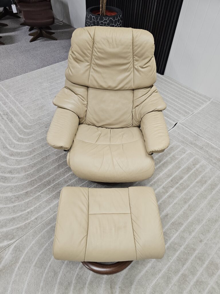 Stressless® Reno (M) m/krakk fra Ekornes