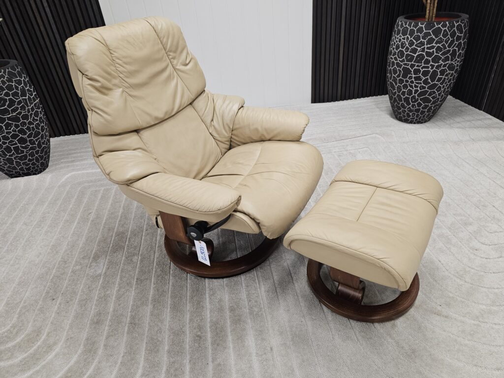 Stressless® Reno (M) m/krakk fra Ekornes