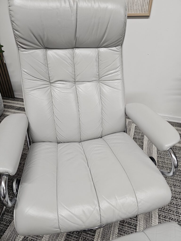 2 stk. Ikonisk Stressless® Golf Original lenestoler fra Ekornes