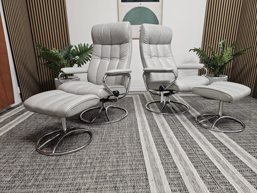 2 stk. Ikonisk Stressless® Golf Original lenestoler fra Ekornes