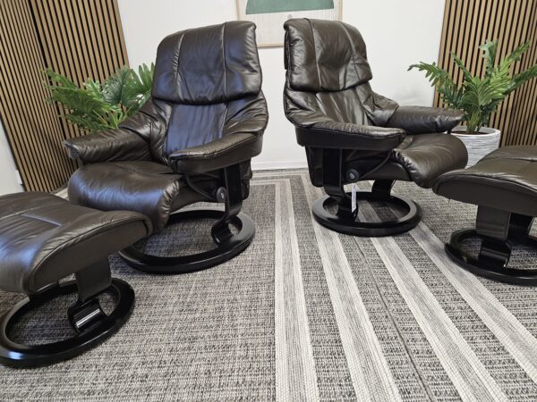 2 stk. Stressless® Reno (M) lenestoler m/krakk fra Ekornes