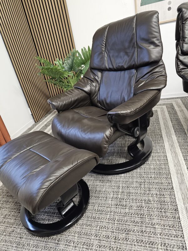 2 stk. Stressless® Reno (M) lenestoler m/krakk fra Ekornes