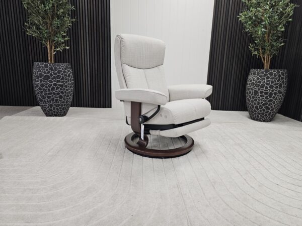 Elegant Stressless® Dover elektrisk lenestol fra Ekornes