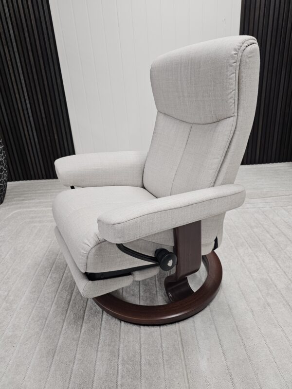 Elegant Stressless® Dover elektrisk lenestol fra Ekornes