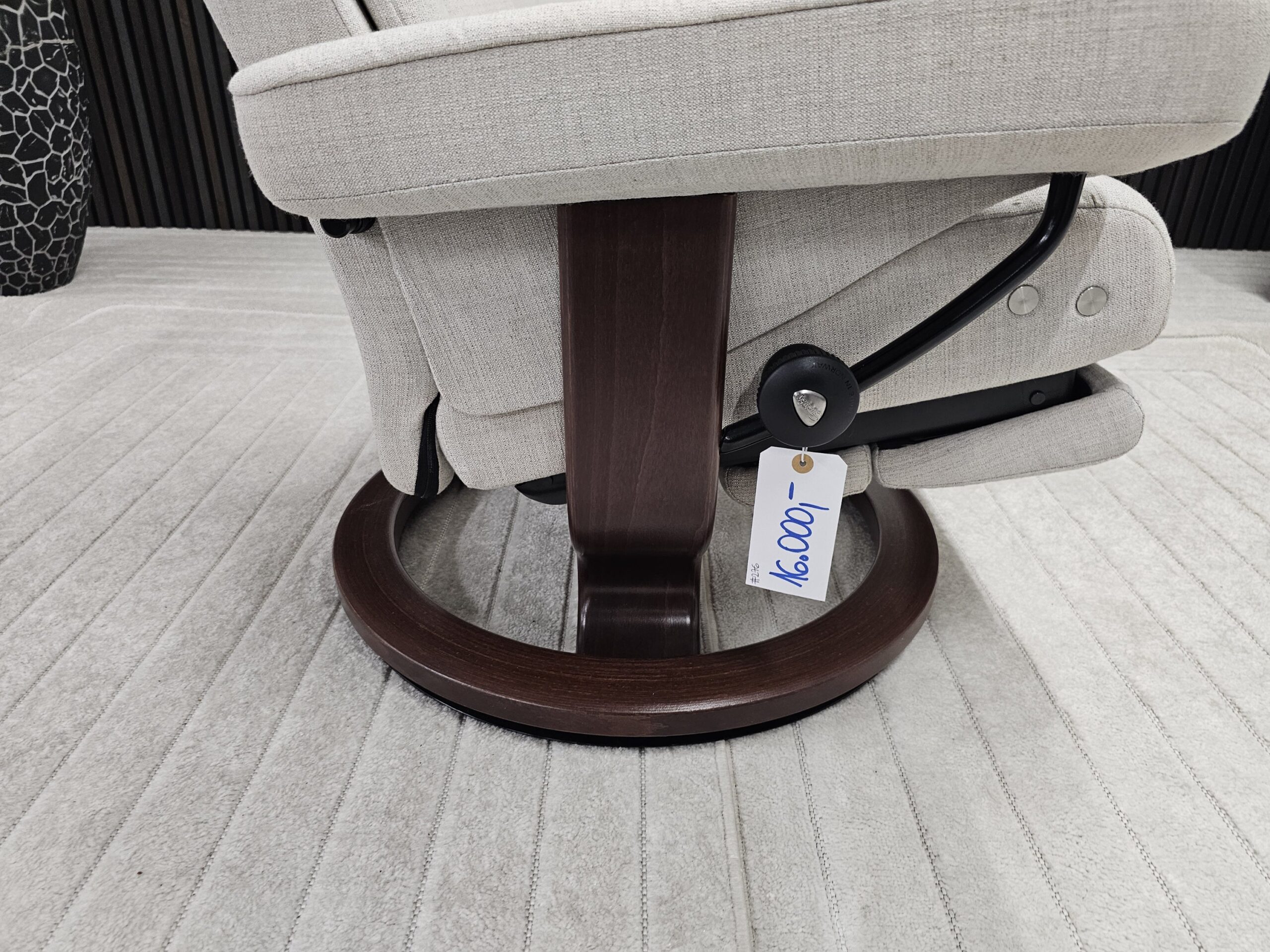 Elegant Stressless® Dover elektrisk lenestol fra Ekornes - Bilde 9