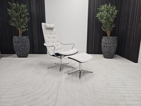 Conform Bravo hvilestol med krakk