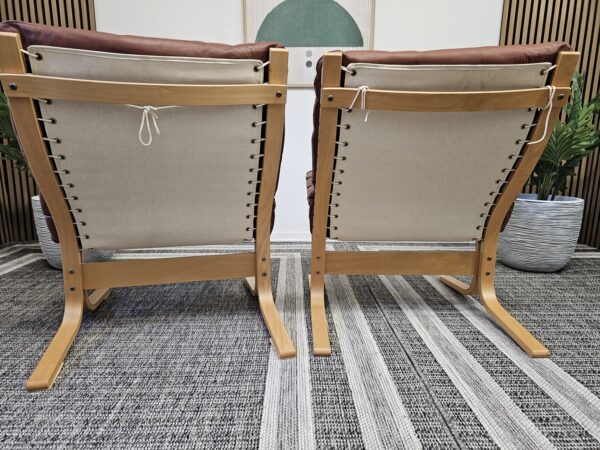 2 stk. Ikonisk Siesta Classic model SIE 302 vintage lenestol