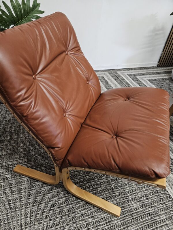 2 stk. Ikonisk Siesta Classic model SIE 302 vintage lenestol