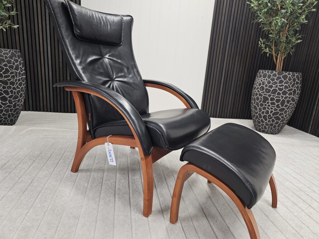 Brunstad Delta Legend lenestol med krakk