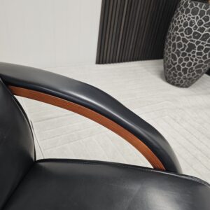 Brunstad Delta Legend lenestol med krakk - Bilde 10