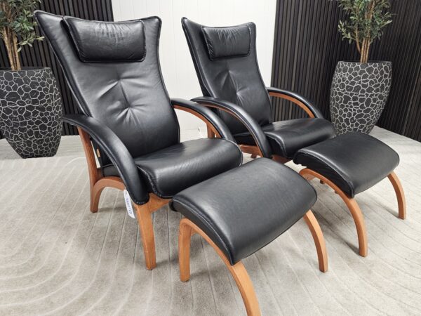 2 stk. Brunstad Delta Legend lenestoler med krakk