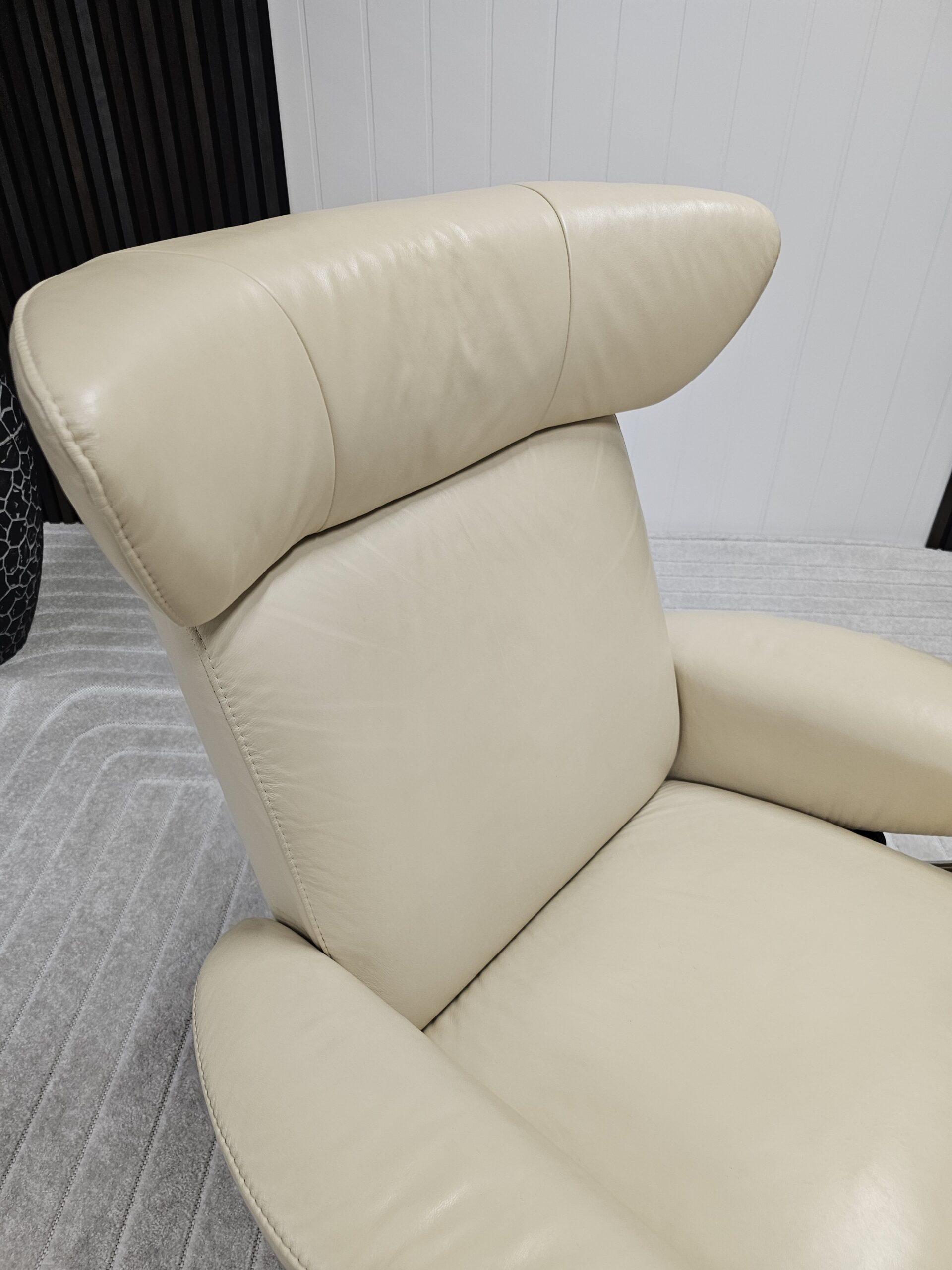 Stressless Jazz (M) lenestol med krakk - Bilde 13