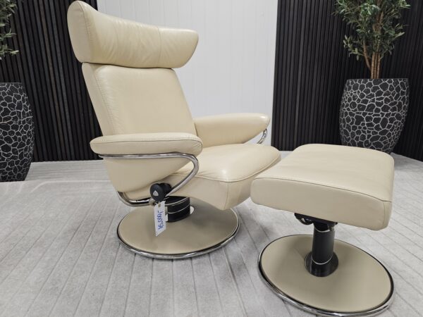 Stressless Jazz (M) lenestol med krakk
