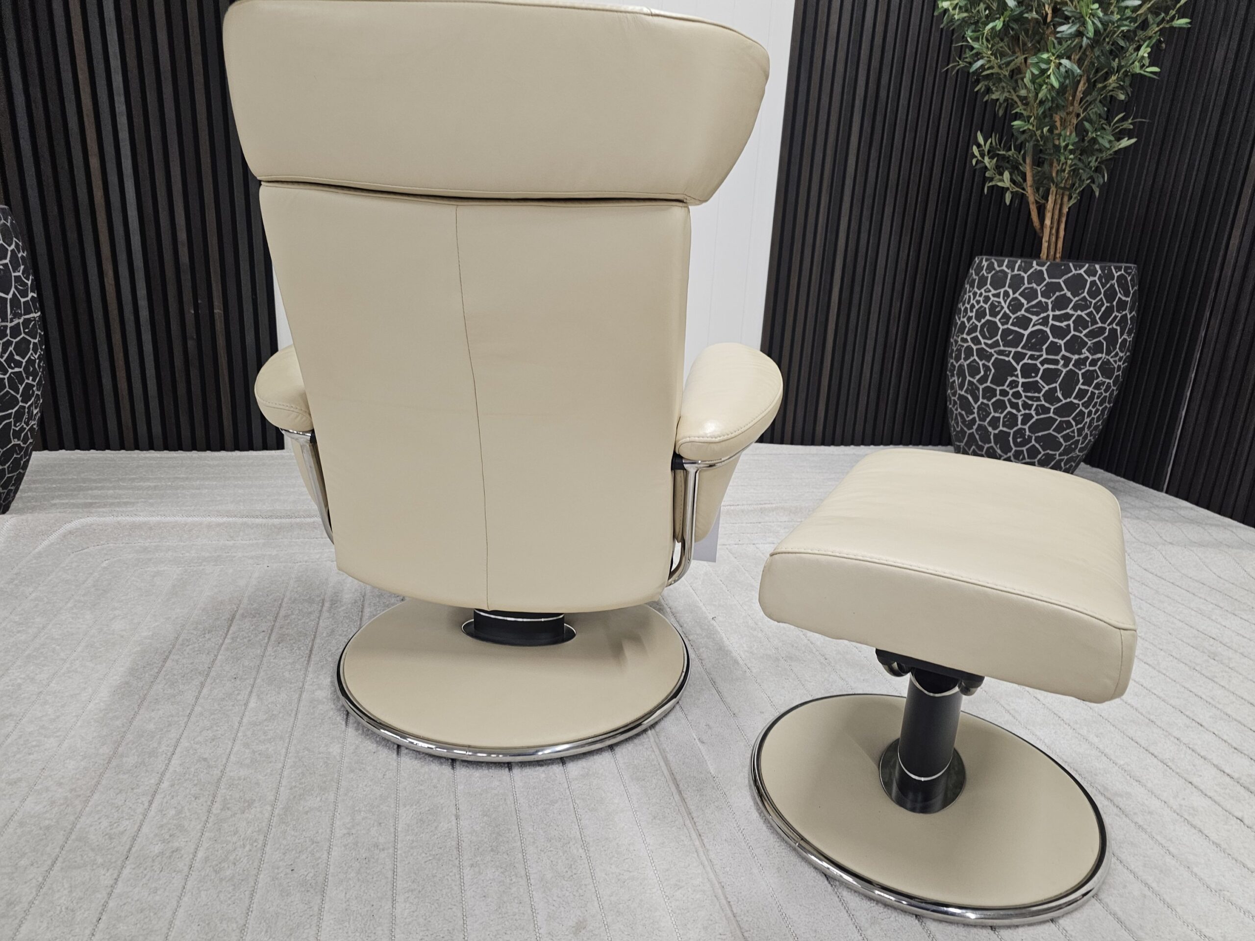 Stressless Jazz (M) lenestol med krakk - Bilde 4
