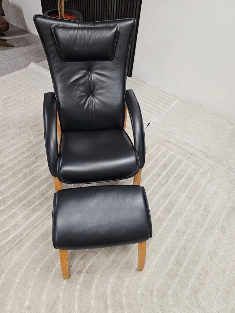 Brunstad Delta Legend lenestol med krakk