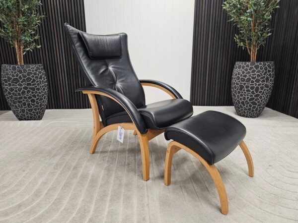 Brunstad Delta Legend lenestol med krakk