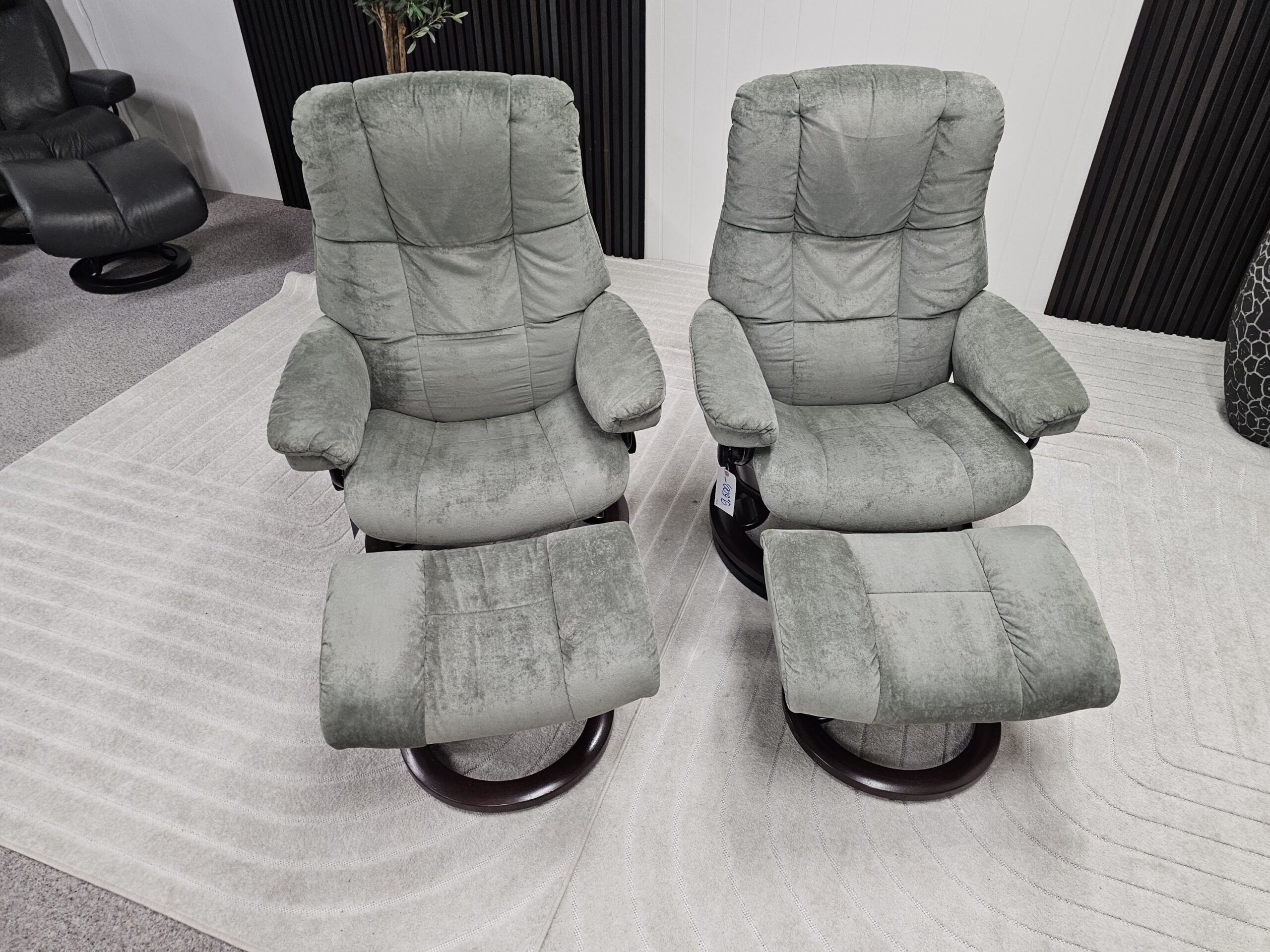2 stk. Stressless Mayfair lenestoler med krakk - Bilde 13