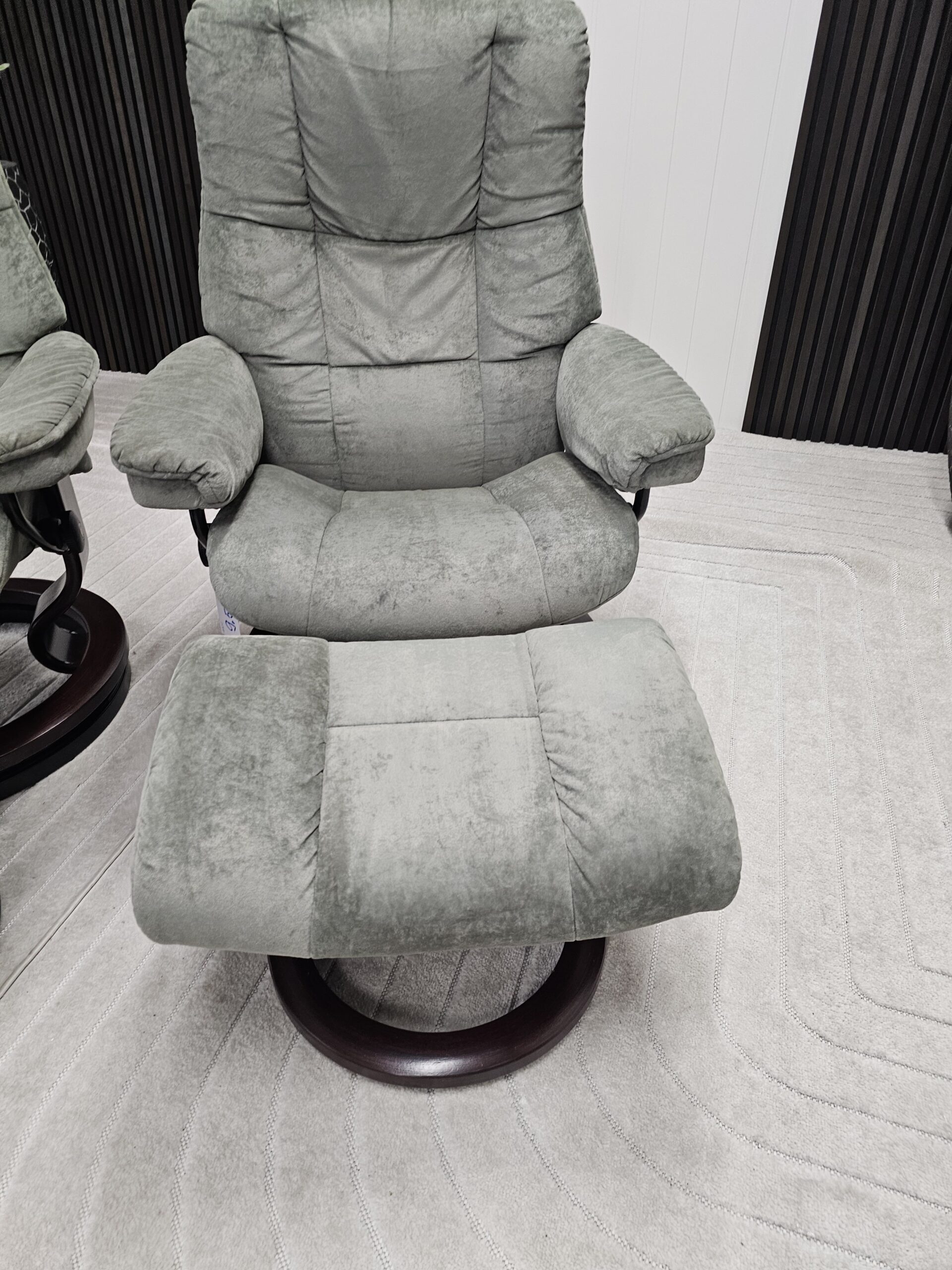 2 stk. Stressless Mayfair lenestoler med krakk - Bilde 17