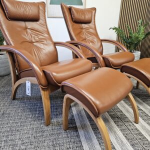 2 stk. Brunstad Delta Legend lenestoler med krakk