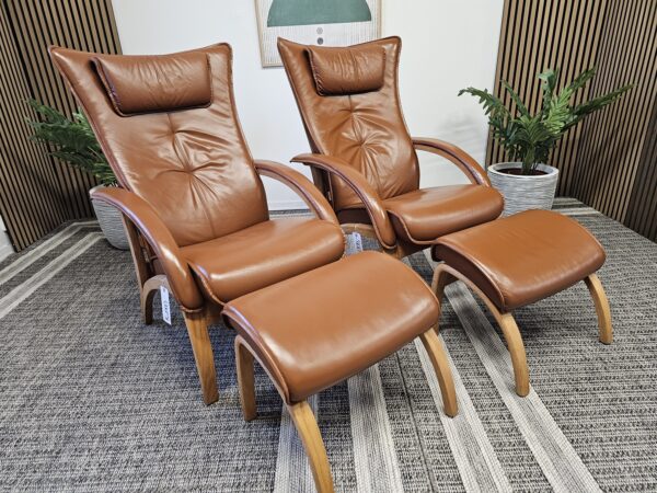 2 stk. Brunstad Delta Legend lenestoler med krakk