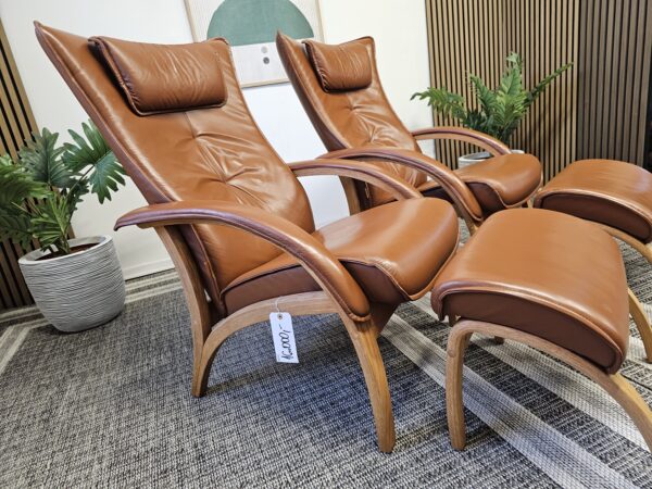 2 stk. Brunstad Delta Legend lenestoler med krakk