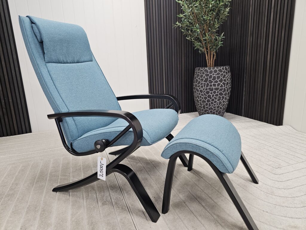 Stressless James lenestol med krakk