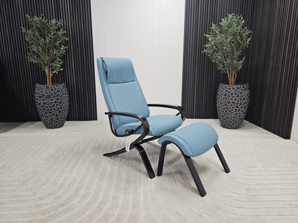 Stressless James lenestol med krakk