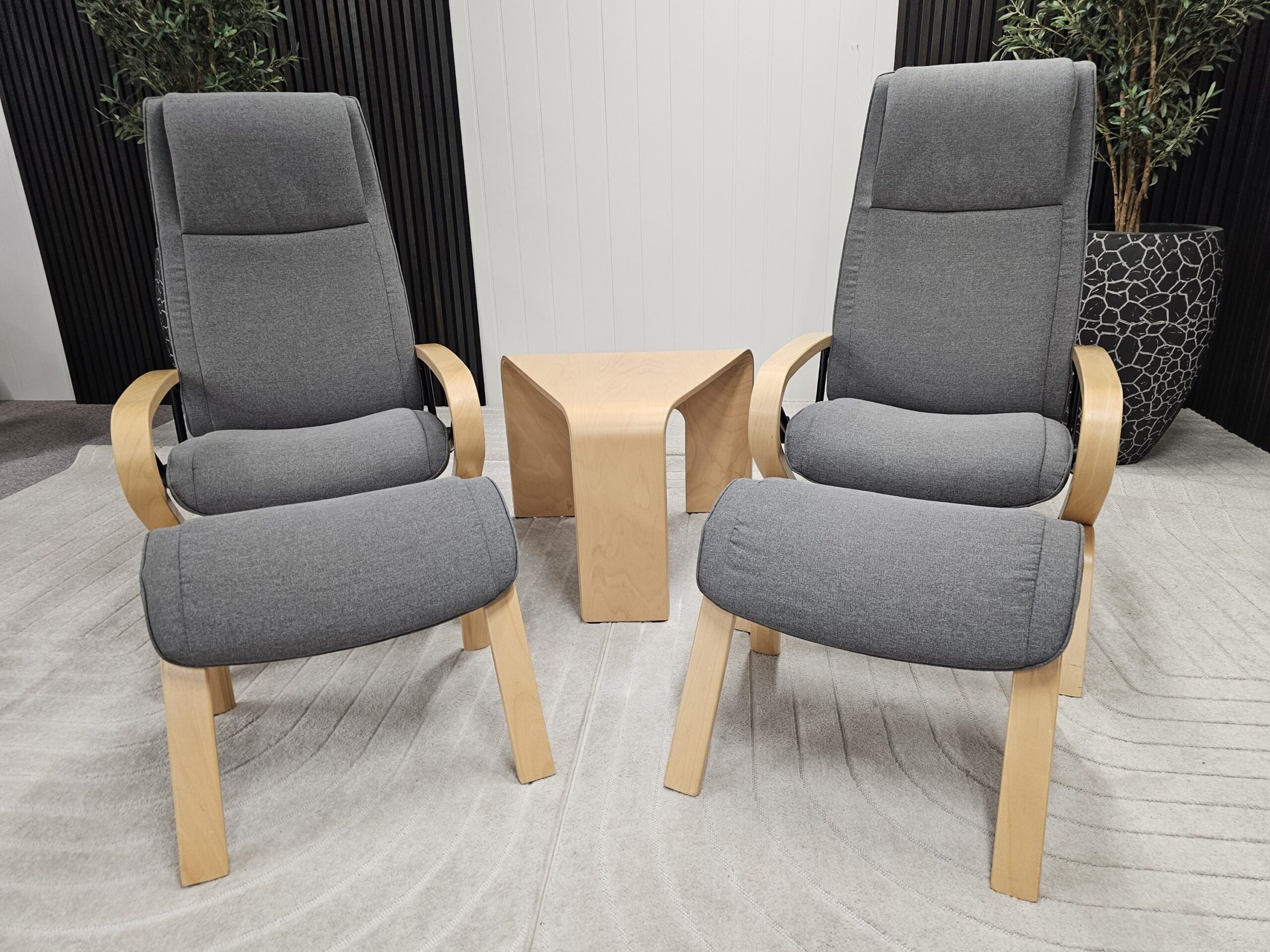 2 stk. Stressless James lenestol m/krakk og bord - Bilde 8