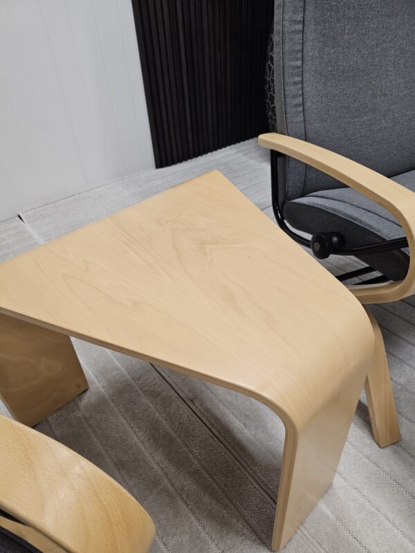 2 stk. Stressless James lenestol m/krakk og bord