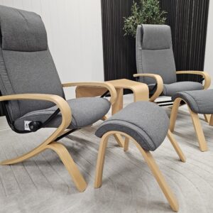 2 stk. Stressless James lenestol m/krakk og bord