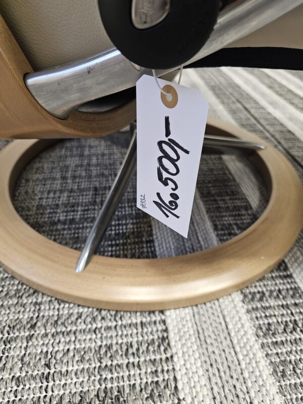 Ikonisk Stressless Jazz Signature lenestol med krakk