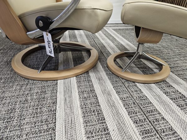 Ikonisk Stressless Jazz Signature lenestol med krakk