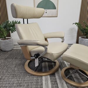 Ikonisk Stressless Jazz Signature lenestol med krakk - Bilde 3
