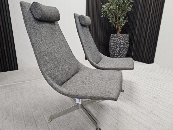 2 stk. Conform lenestoler- loungstoler
