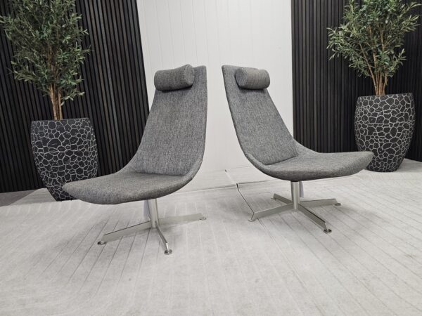2 stk. Conform lenestoler- loungstoler